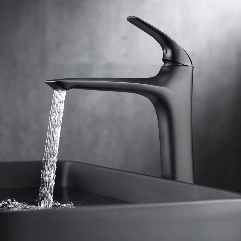 Modern Single Handle Bathroom Sink Faucet - VogeLuxe