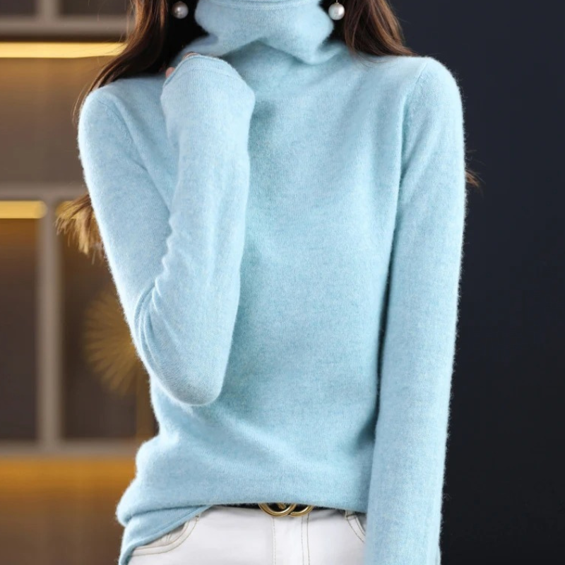 Soft Women's Winter Crew Neck Wool Sweater