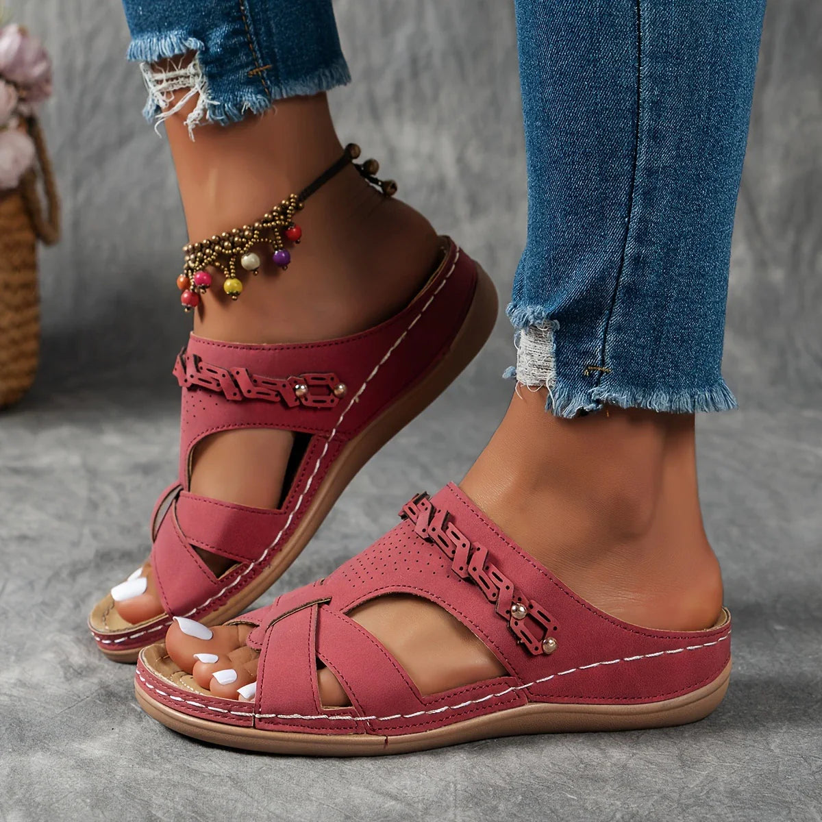 Comfortable Women's Arch Support Slip-On Sandals