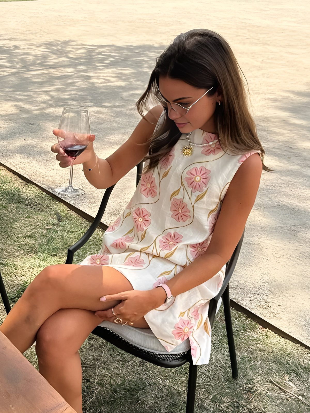 Women's Cool Loose Fit Floral Tank Top for Summer - VogeLuxe