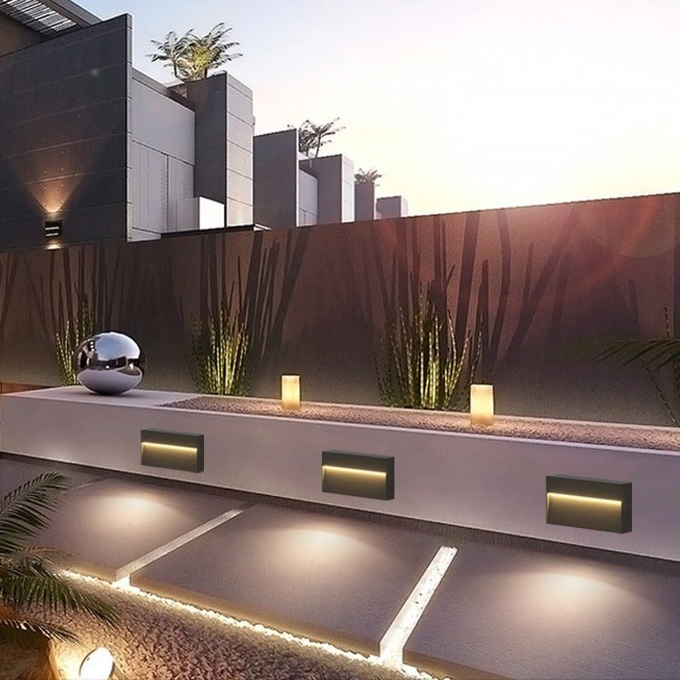 Outdoor LED Wall Light Square Design