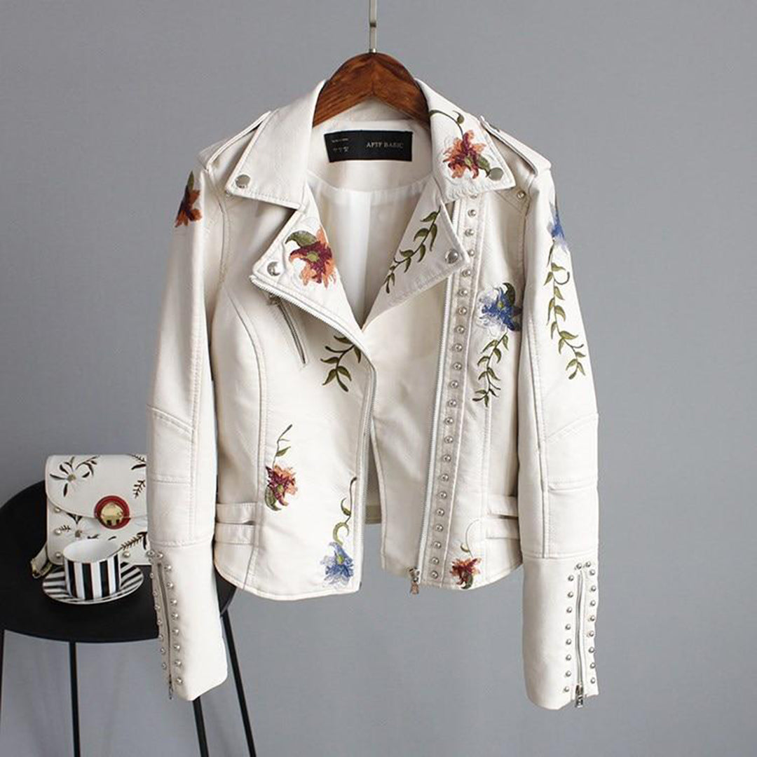 Stylish Women's Jacket for Everyday Wear - VogeLuxe