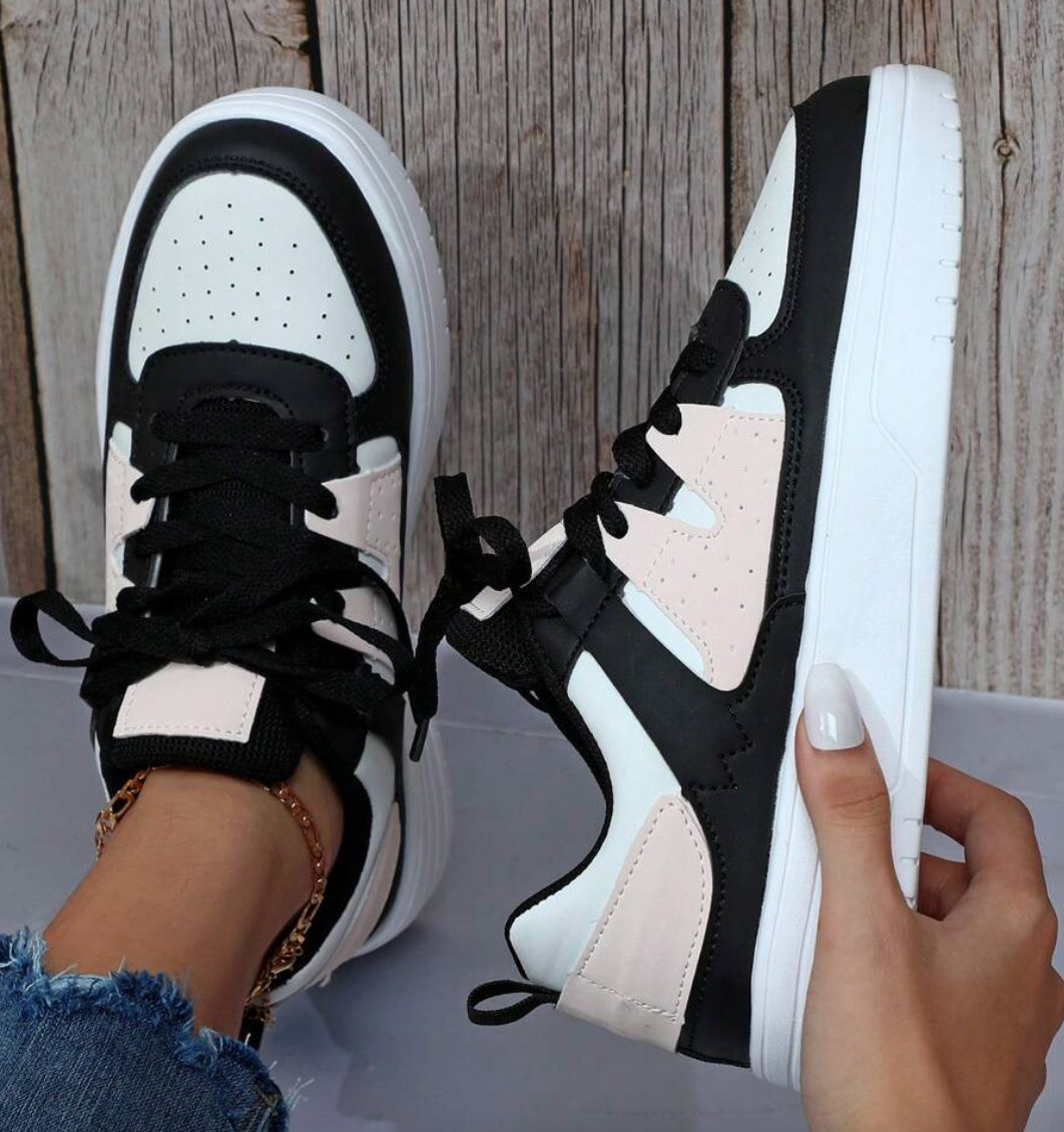 Comfortable Women's Casual Lace-Up Sneakers