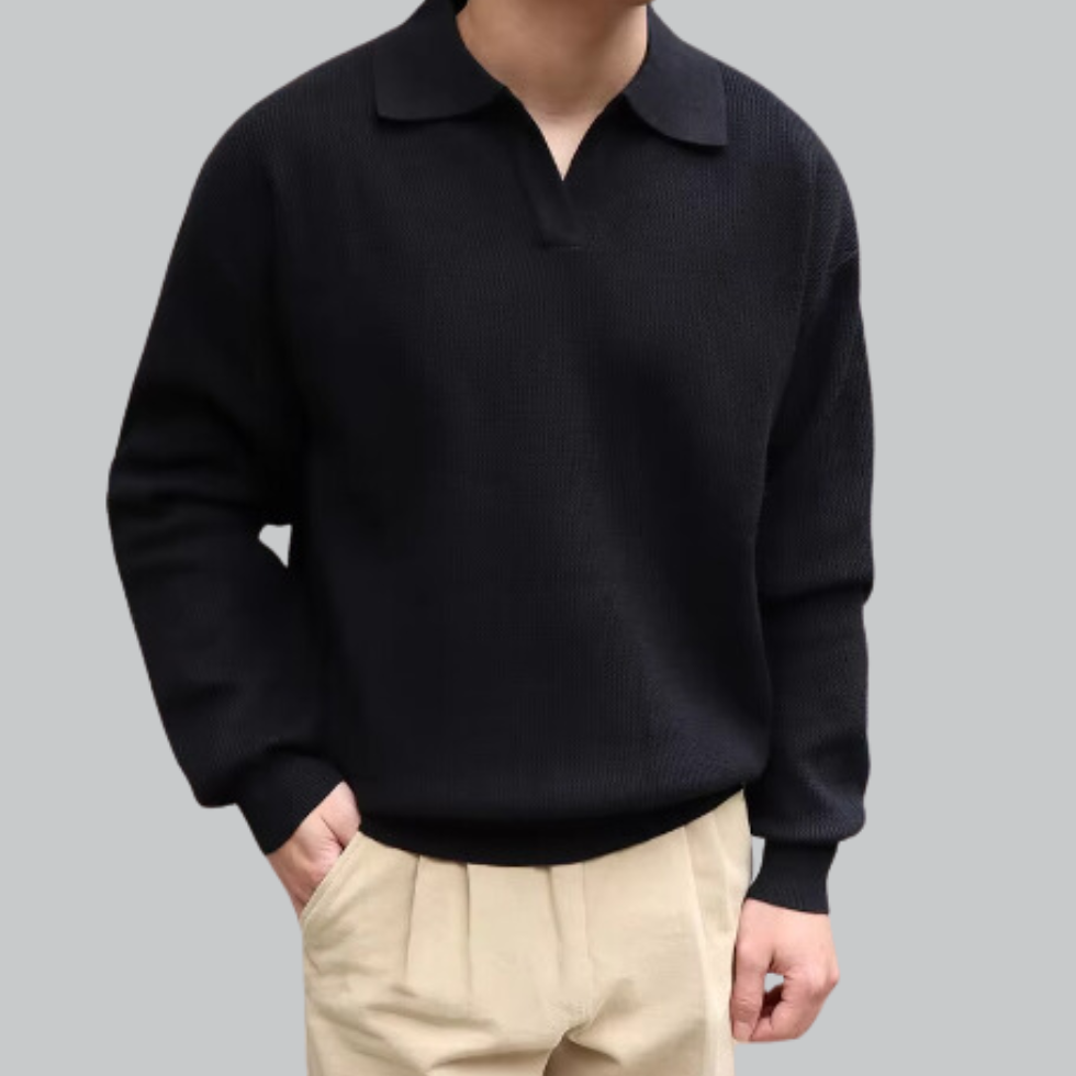 Buttonless long-sleeved polo shirt