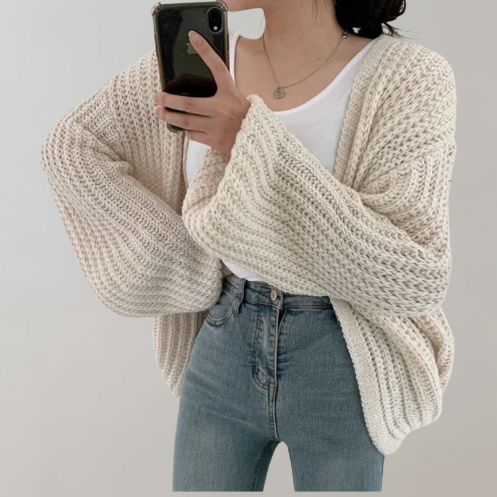 Soft Women's Cardigan for Everyday Wear