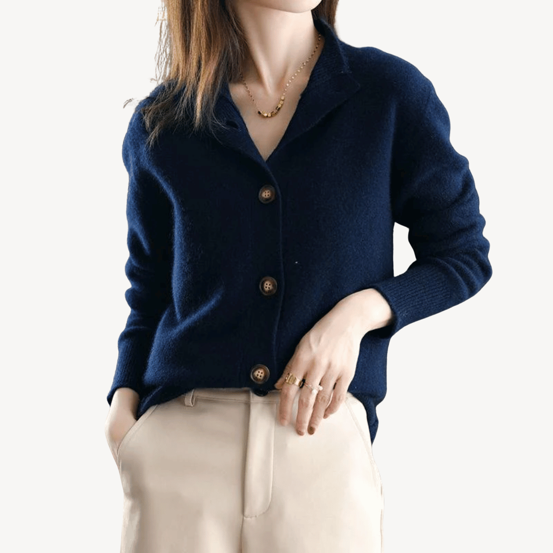 VogeLuxe | Women’s Vintage Cashmere Knitted Cardigan