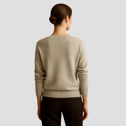 Clara | V-Neck Jumper 3