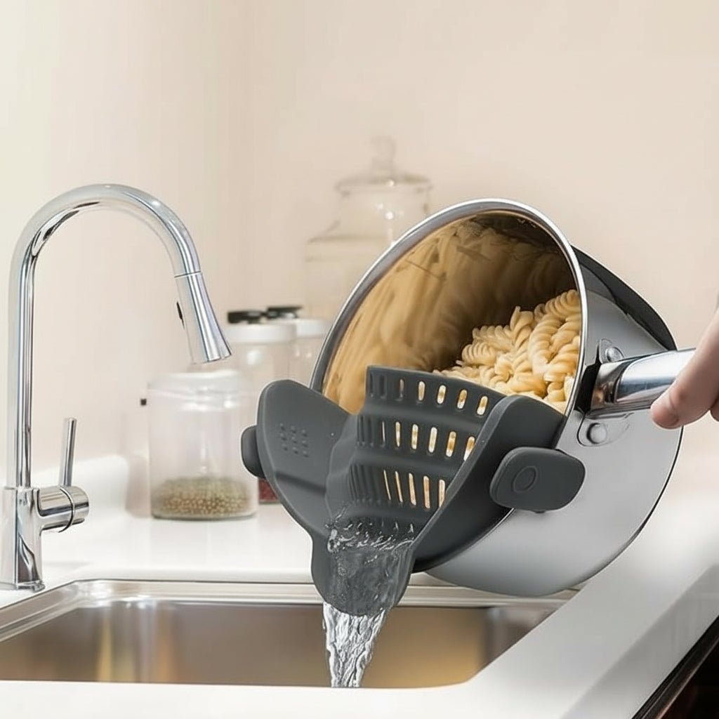 Compact Collapsible Strainer for Pots and Pans