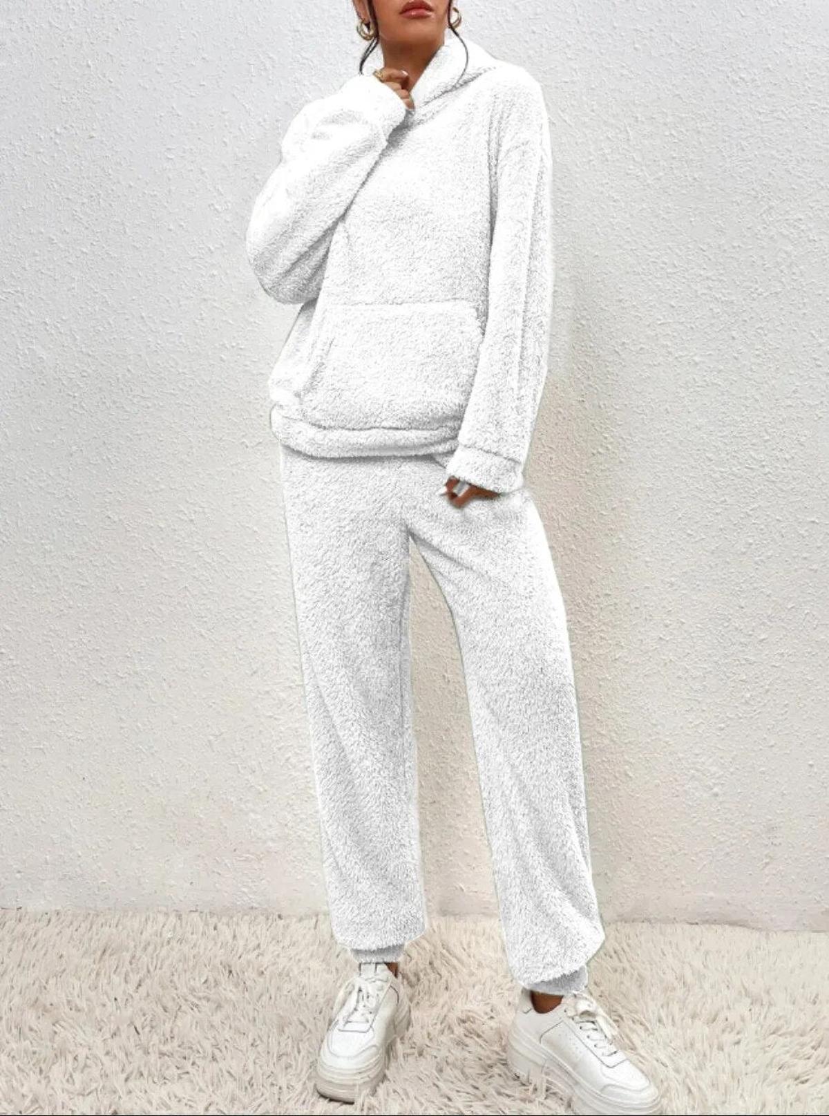 Soft Plush Hooded Lounge Wear Set For Women