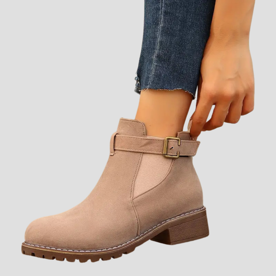 Daisy | Retro Ankle Boots 8