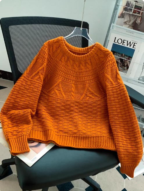 Classic Fit Cable Knit Women's Sweater - VogeLuxe