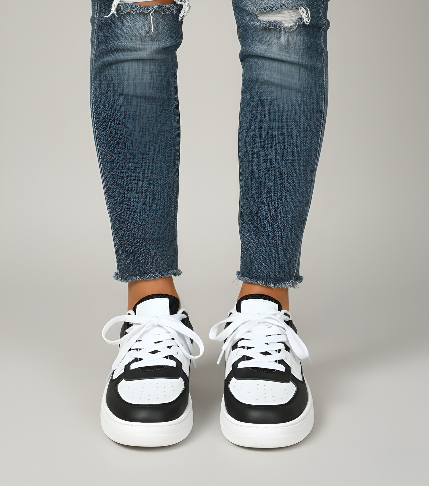 Comfortable Women's Synthetic Leather Breathable Sneakers