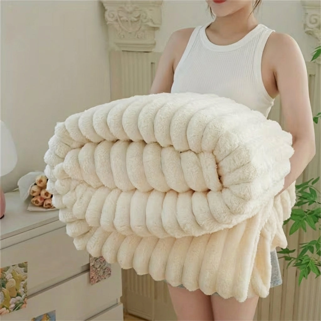 Cozy Faux Fur Blanket - Soft and Warm Throw