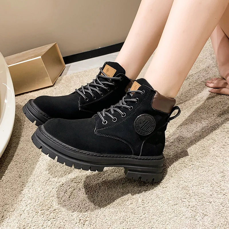 Ladies Classic Lace-Up Block Heel Ankle Boots