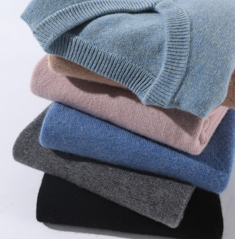 Luxurious Cashmere Crew Neck Classic Sweater - VogeLuxe