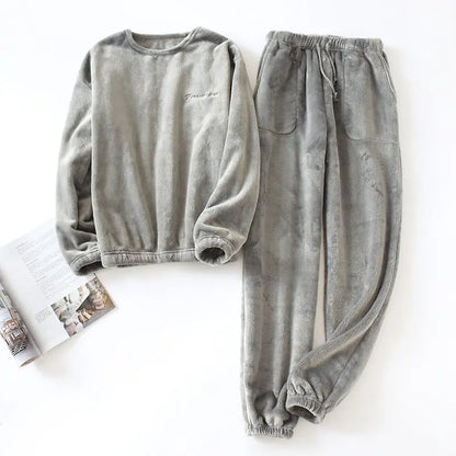Cozy Plush 2-Piece Mens Pajama Set