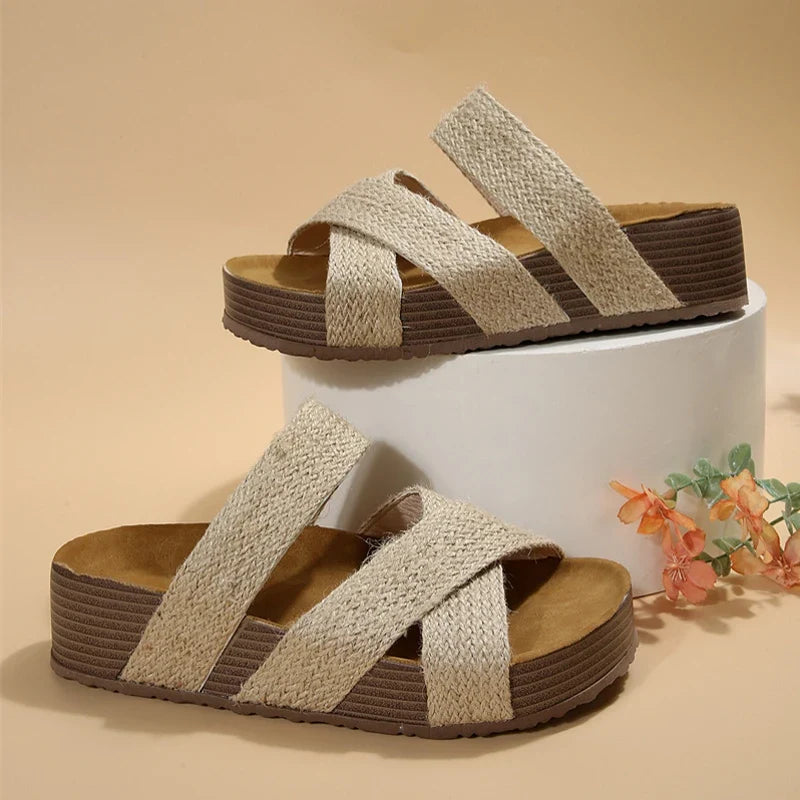 Comfortable Women's Flat Sandal Slippers Outdoor Shoes