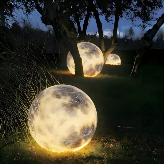 Bright Outdoor Solar Globe Lamp - VogeLuxe