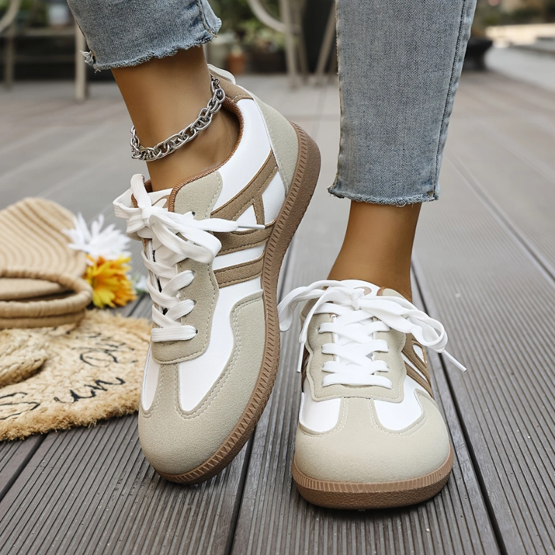 Comfortable Women's Sporty Lace Sneakers - VogeLuxe