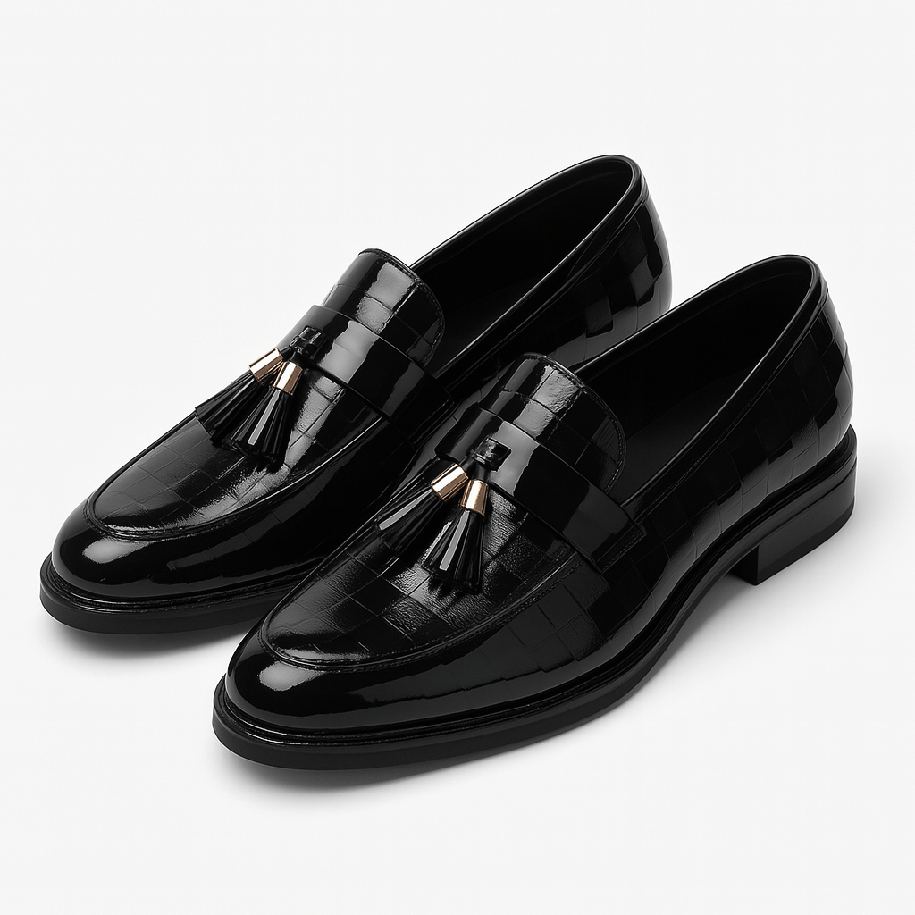 LUXEOUTFIT | Refined Vegan Tassel Loafers 3