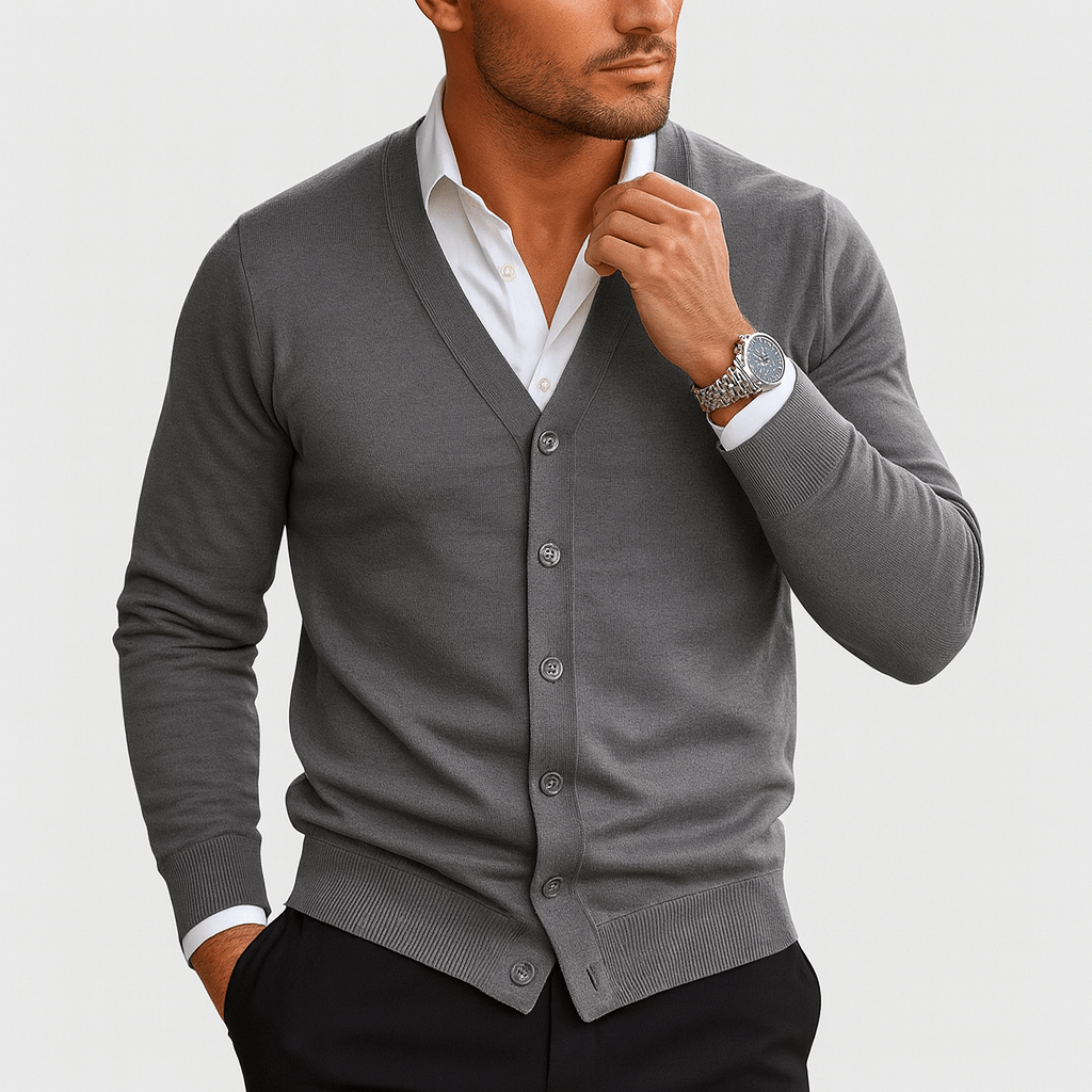 LUXEOUTFIT | Slim Fit V-Neck Cardigan 1