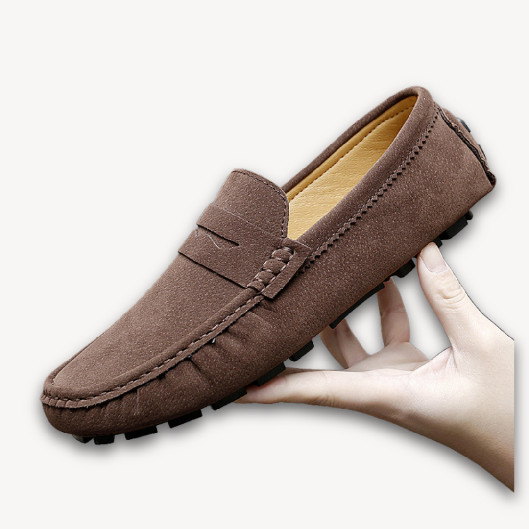 VogeLuxe | Men’s Classic Suede Driving Moccasins