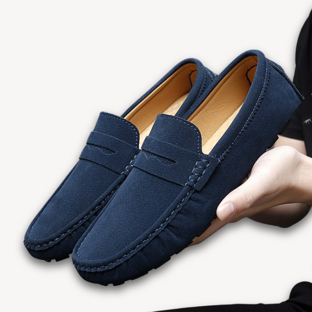 VogeLuxe | Men’s Classic Suede Driving Moccasins