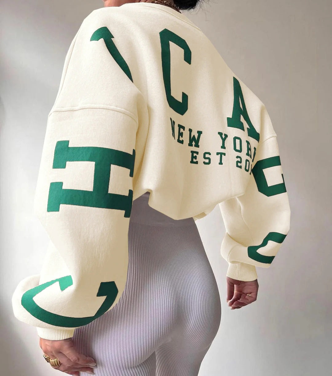 Relaxed Fit Women's Crew Neck Sweater