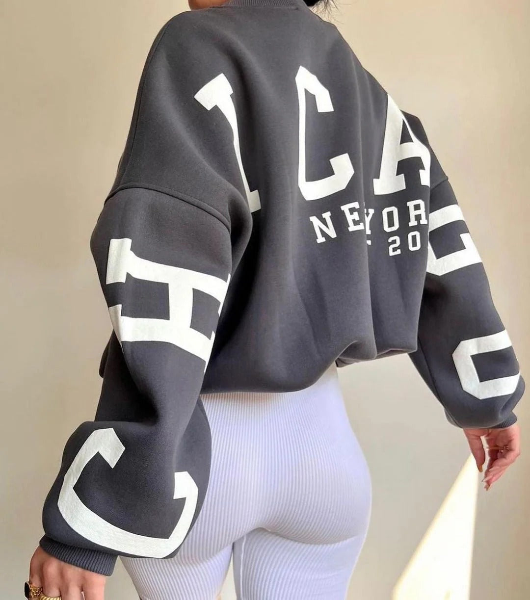 Relaxed Fit Women's Crew Neck Sweater