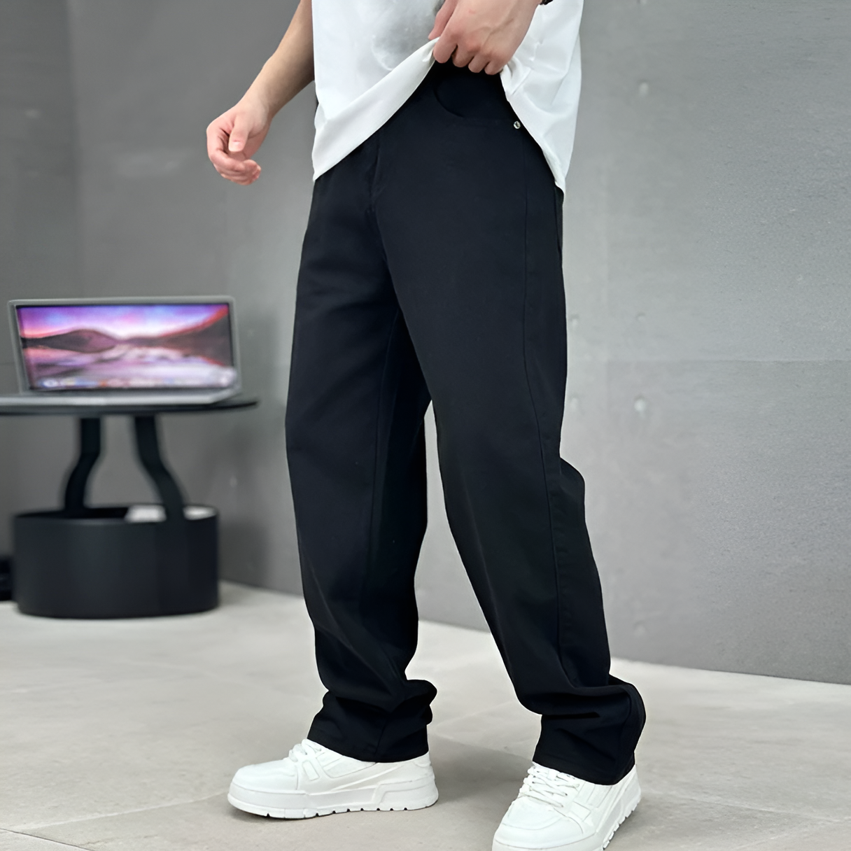 Men's Classic Slim Fit Jeans - VogeLuxe