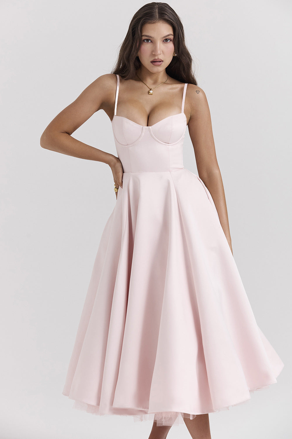 Chic Ruffled Halter Maxi Dress – Beautiful Evening