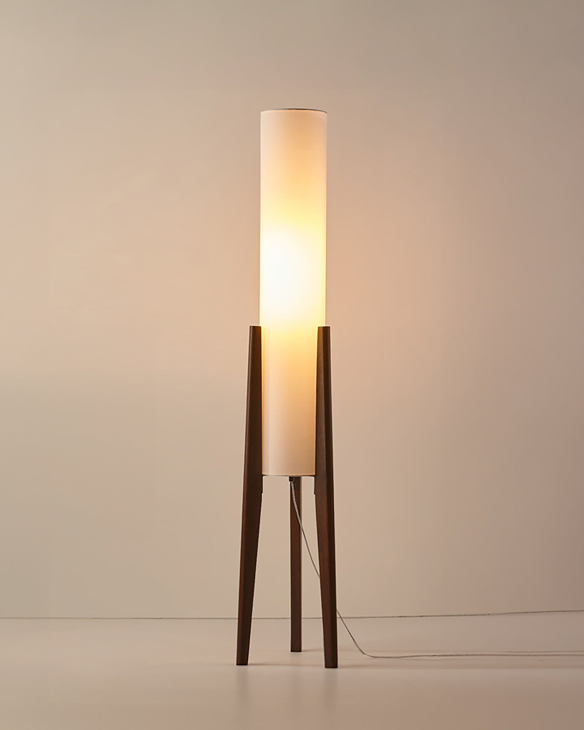 Rustic Wood Floor Lamp With Linen Shade - VogeLuxe
