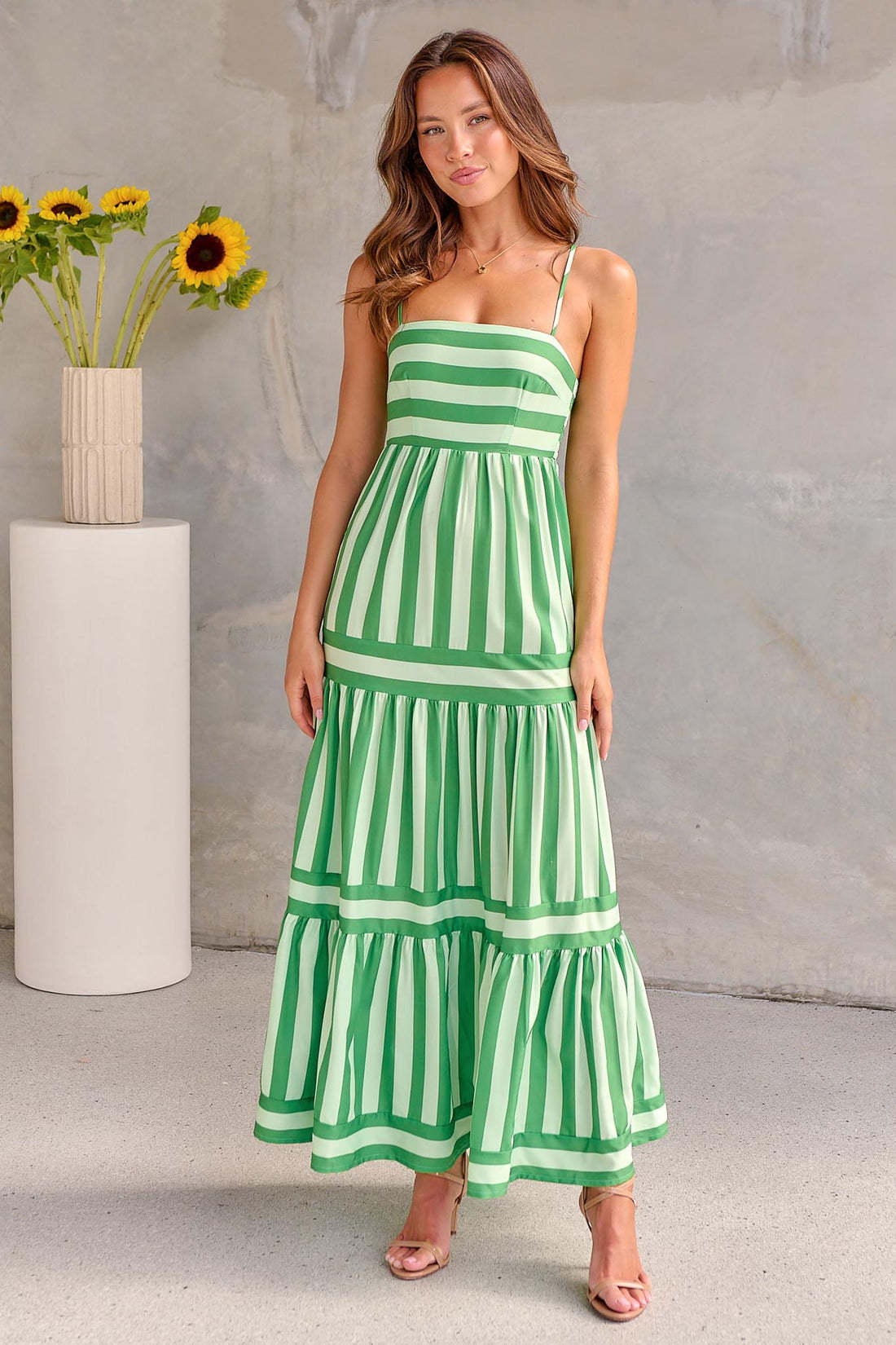 Chic Summer Dress – Floral Adjustable Strap & Button Details