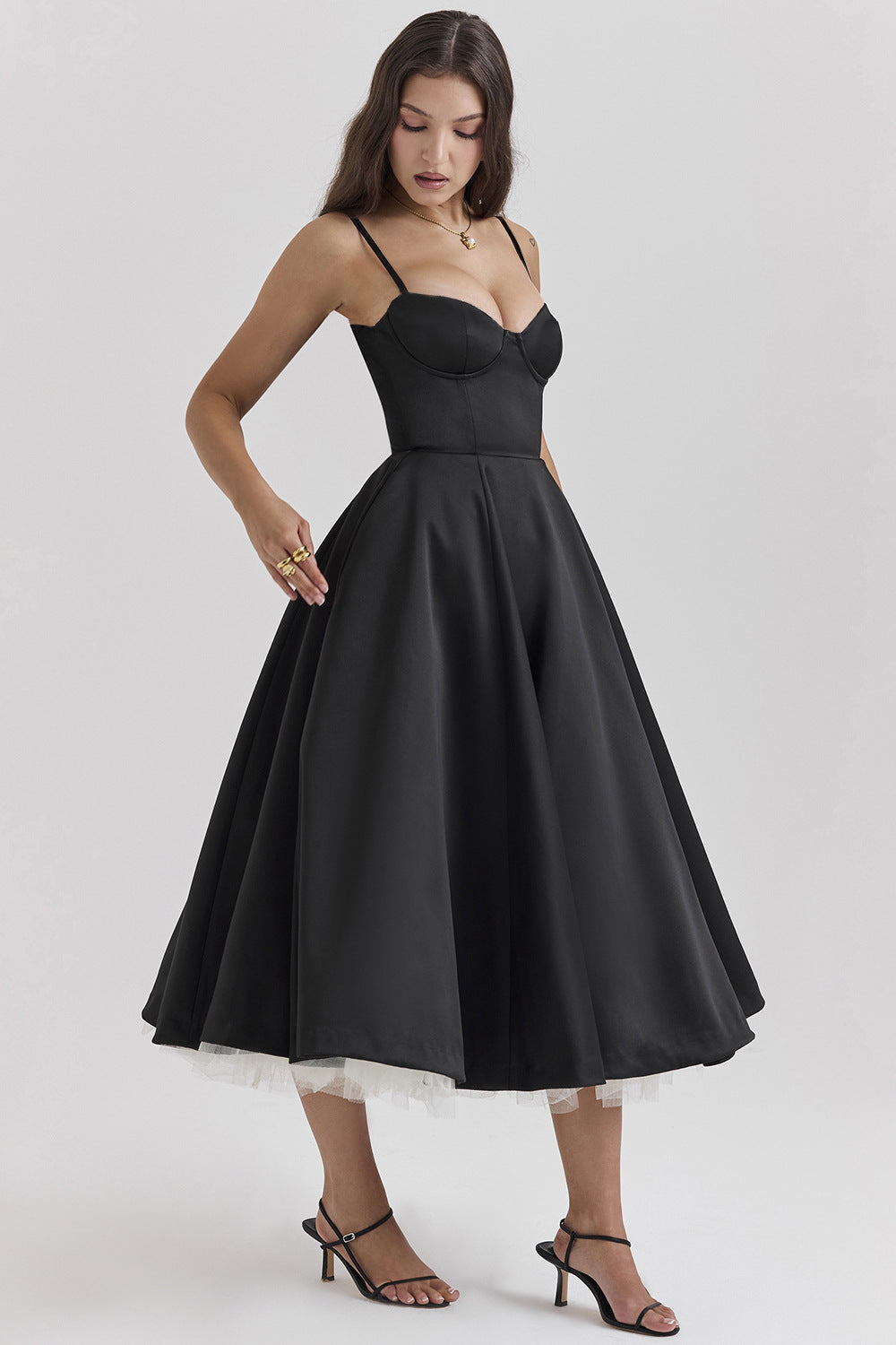 Chic Ruffled Halter Maxi Dress – Beautiful Evening