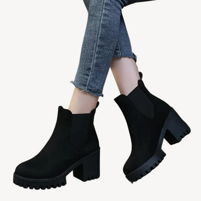 VogeLuxe | Women’s Elegant Chunky Heel Chelsea Boots