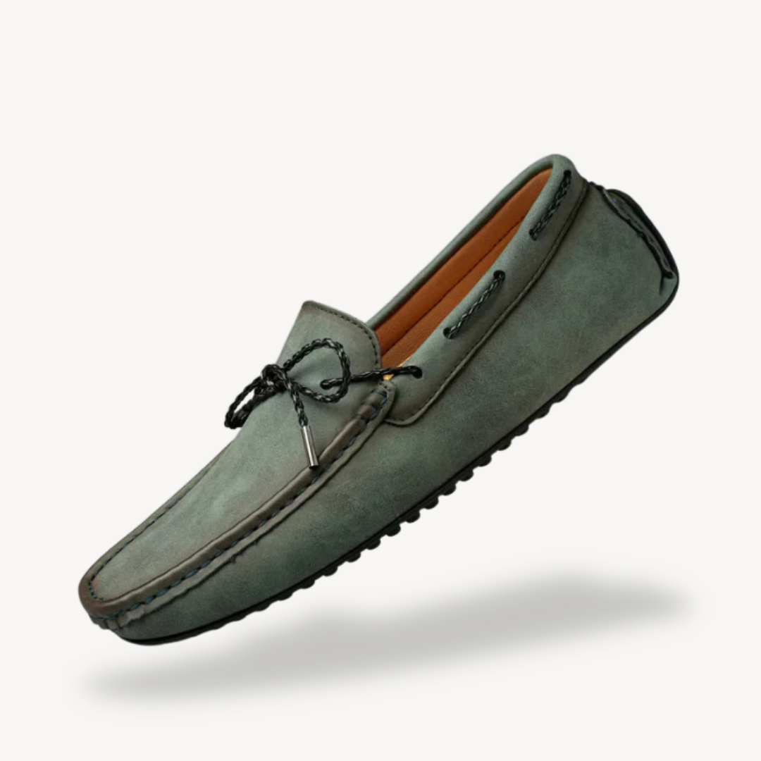 VogeLuxe | Men’s Distressed Suede Driving Moccasins