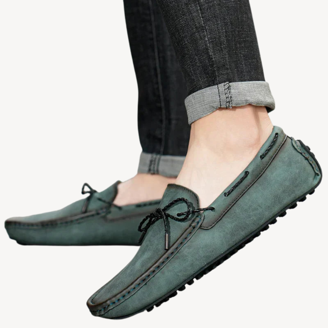 VogeLuxe | Men’s Distressed Suede Driving Moccasins