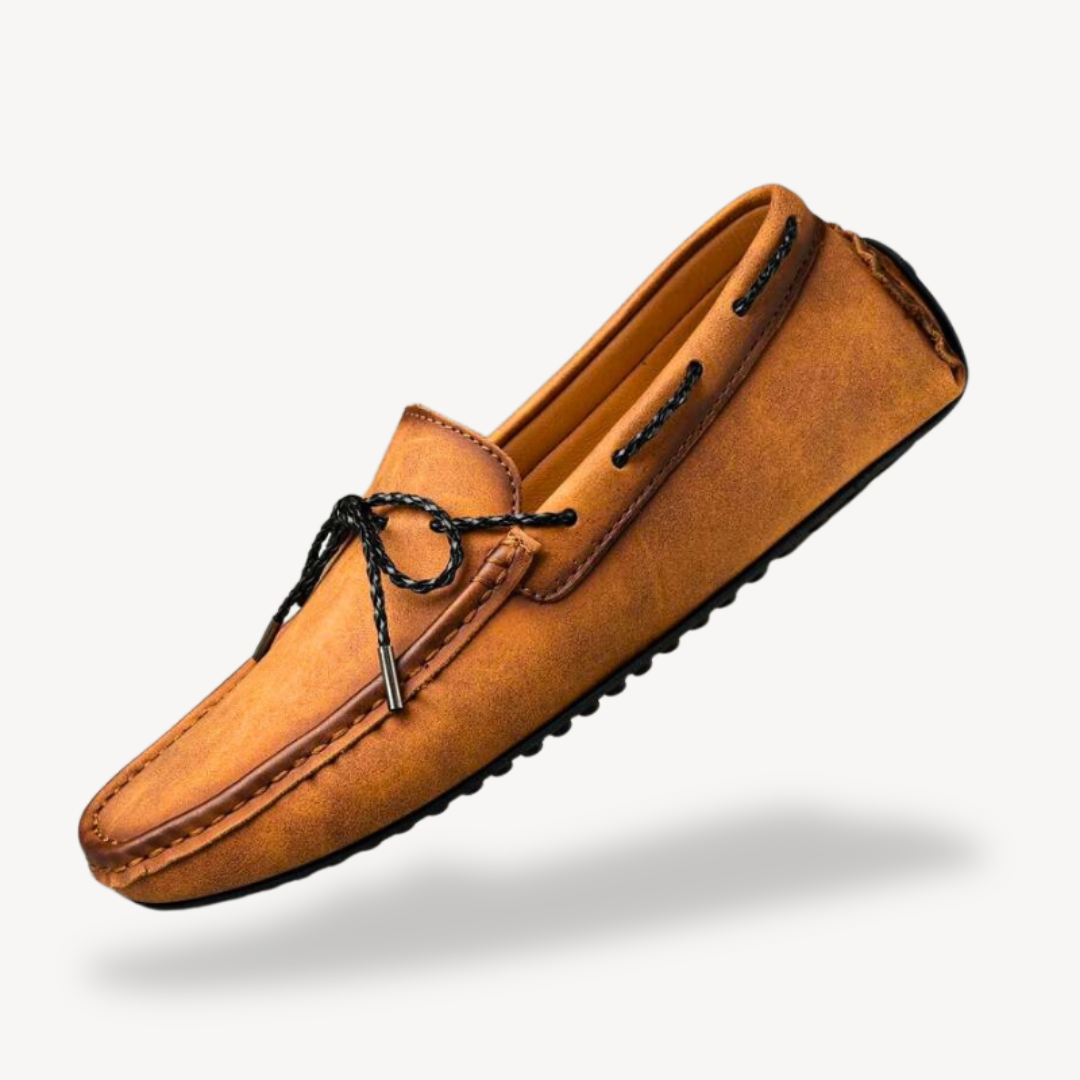 VogeLuxe | Men’s Distressed Suede Driving Moccasins