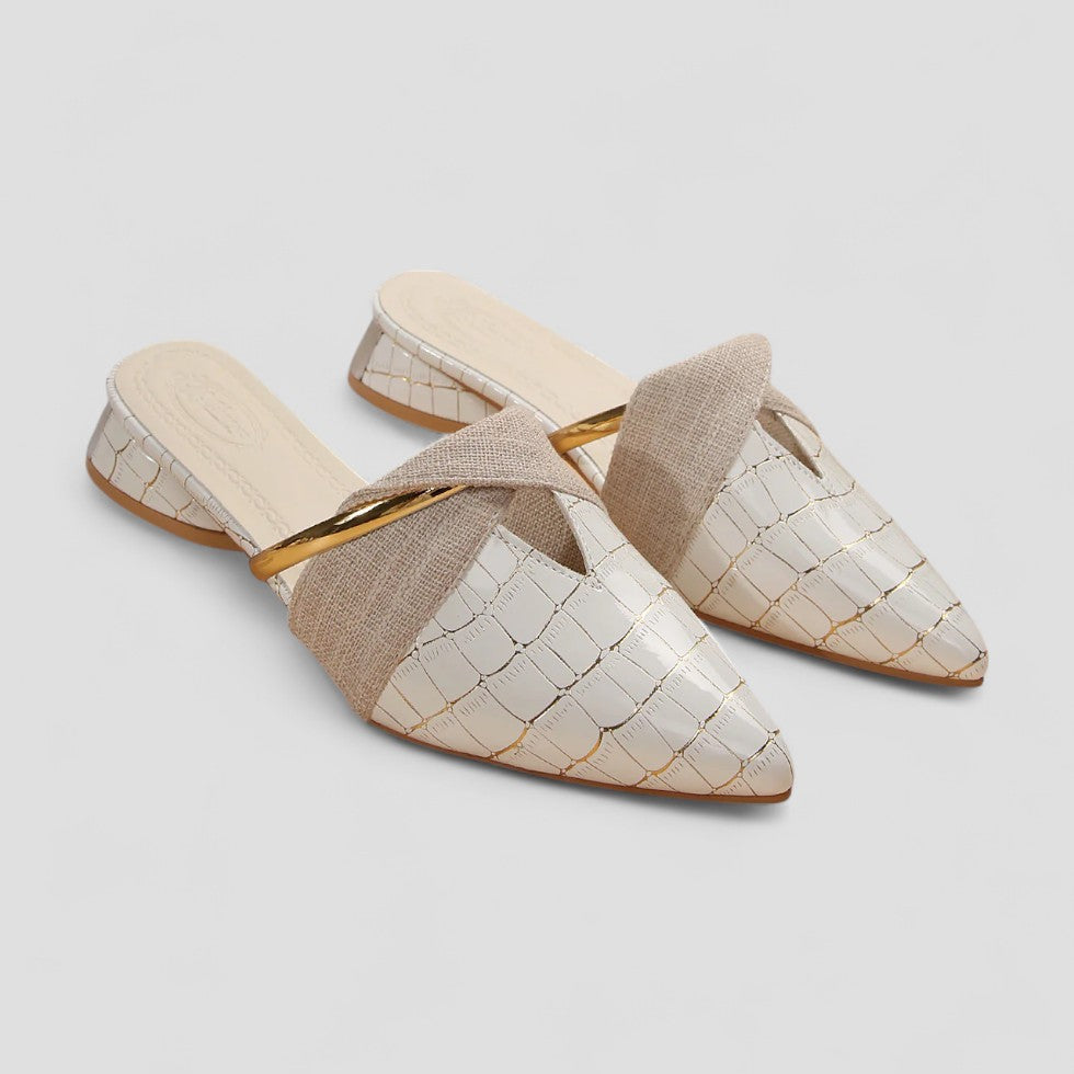 VogeLuxe | Women’s Snake Pattern Closed Toe Slippers