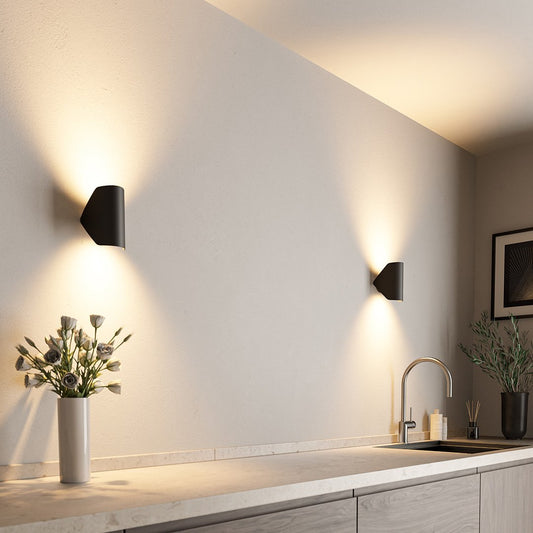 Weatherproof Adjustable LED Outside Lamp - VogeLuxe