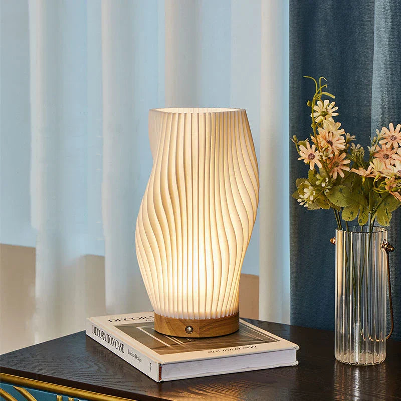 Folded Modern Desk Light