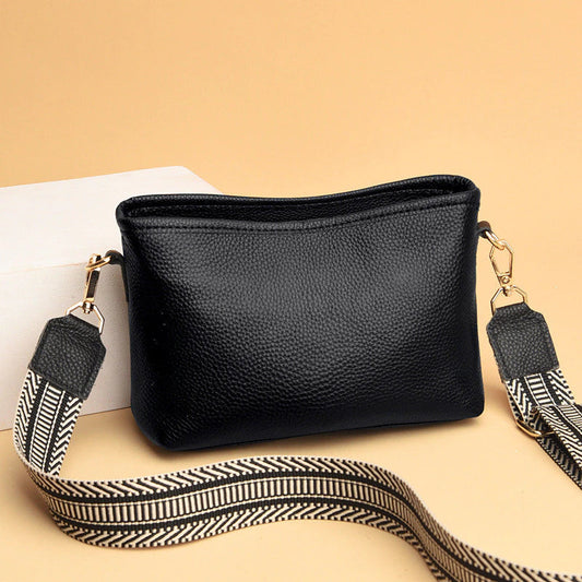 Classic Small Crossbody Purse for Daily Use - VogeLuxe