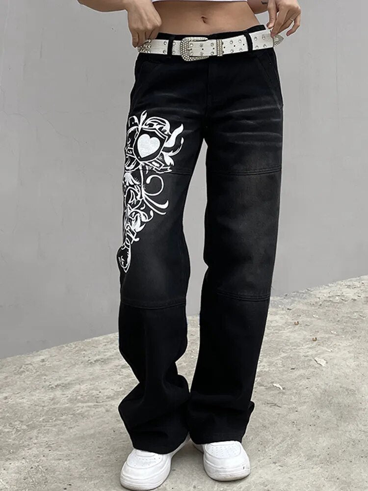 Relaxed Fit Women's Distressed Straight Leg Jeans
