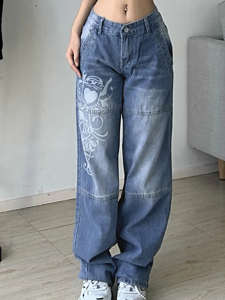 Relaxed Fit Women's Distressed Straight Leg Jeans