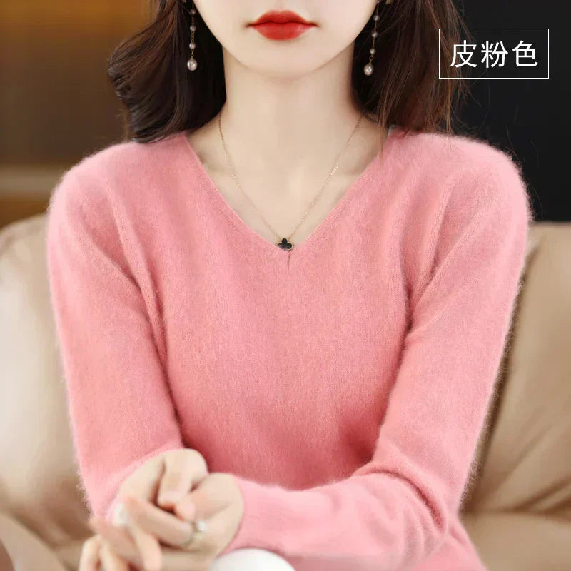 Luxurious Women's Cashmere Crew Neck Sweater, Slim Fit