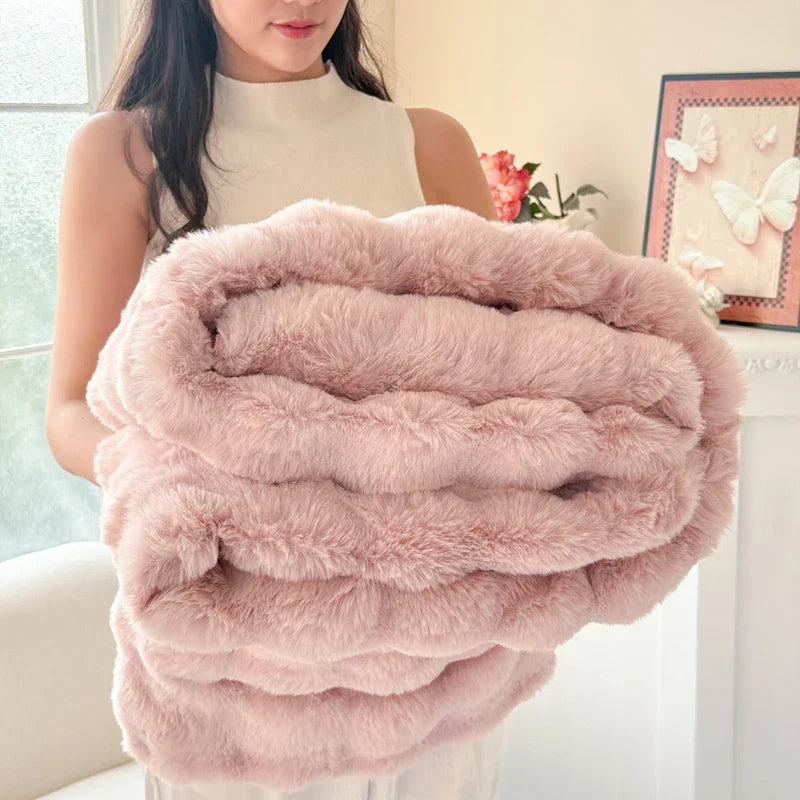 Plush Faux Fur Blanket | Super Soft Cozy Throw