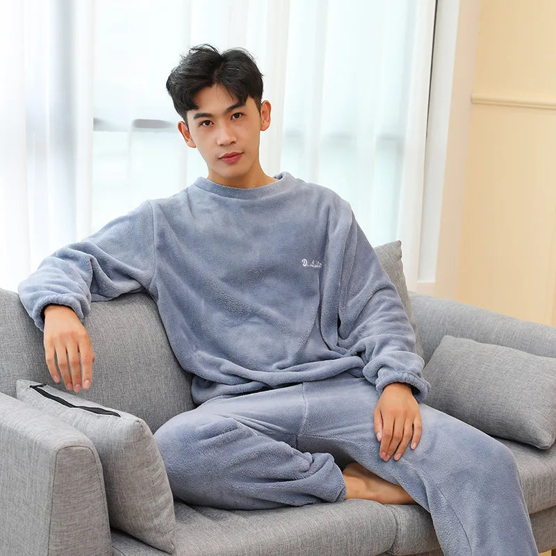 Soft Plush 2-Piece Sleepwear Set for Men - VogeLuxe