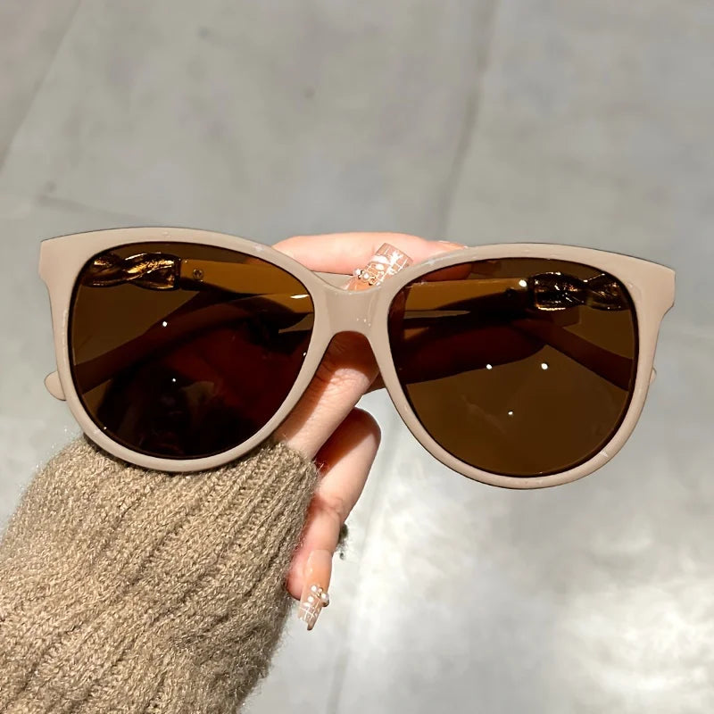 Vintage Women's Oval Shade Sunglasses