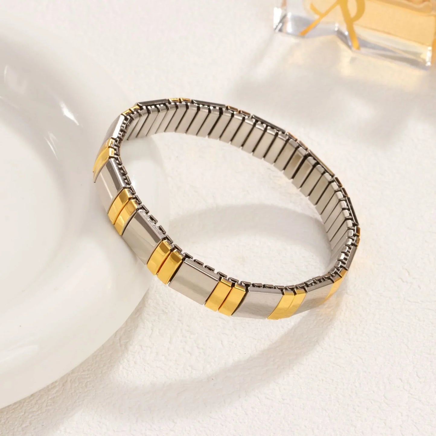 Rose Gold Metal Heart Stretch Bracelet