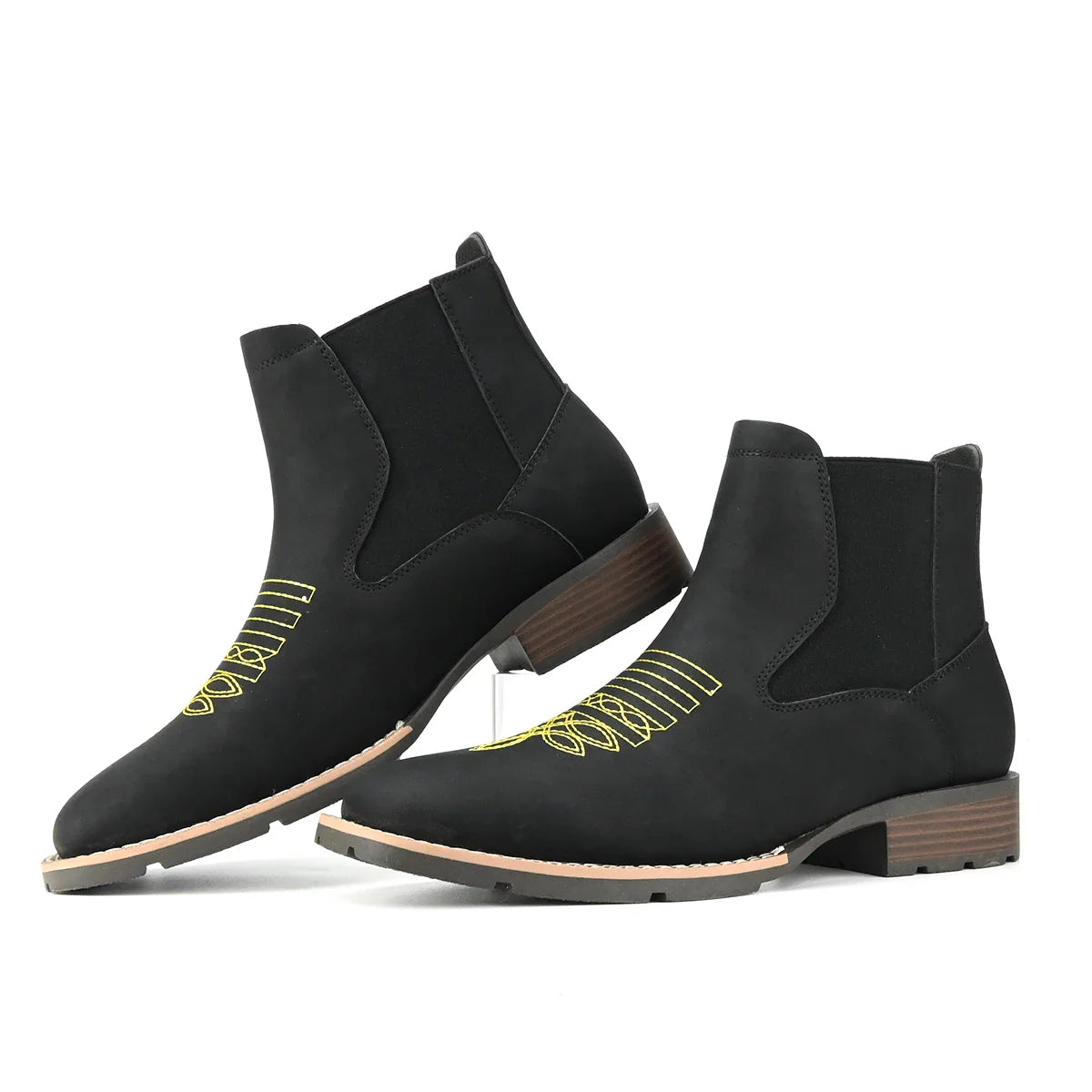 Stylish Men's Detailed Low Boots - BritishElegance